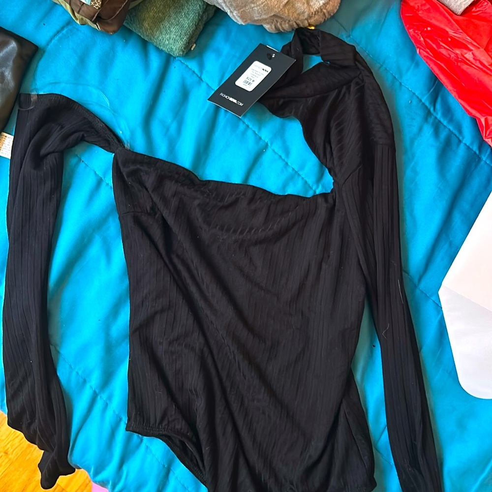 Fashionnova black bodysuit size medium new